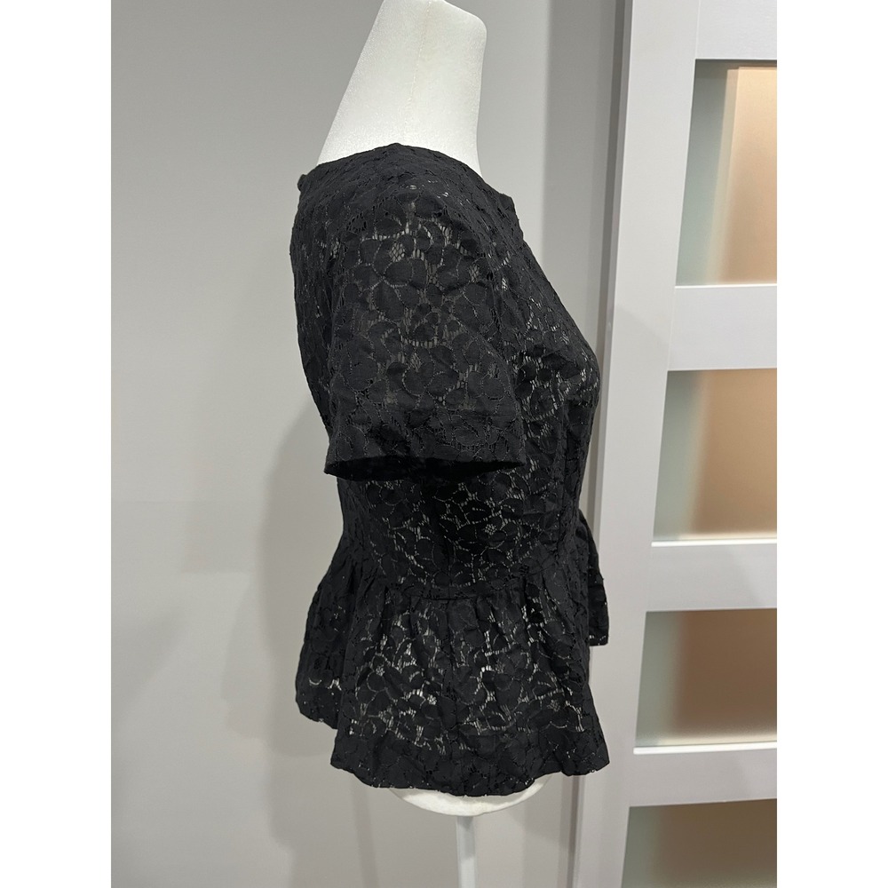 French Connection Black Lace Peplum Top Short Sleeve Zipper Back Women's Size S - Picture 2 of 8